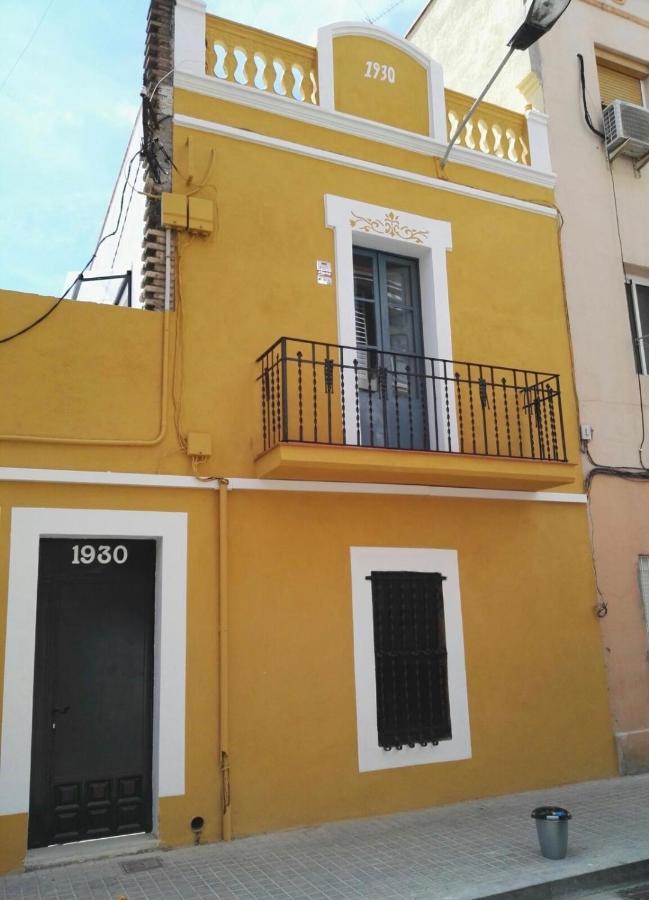 Lovely Flat Fira Mwc L'Hospitalet de Llobregat Dış mekan fotoğraf